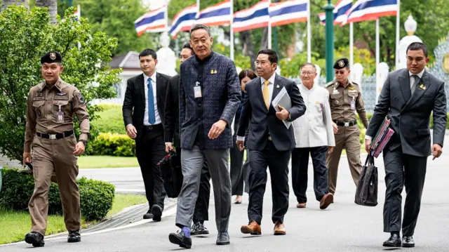 นายกฯ กับพิชิต