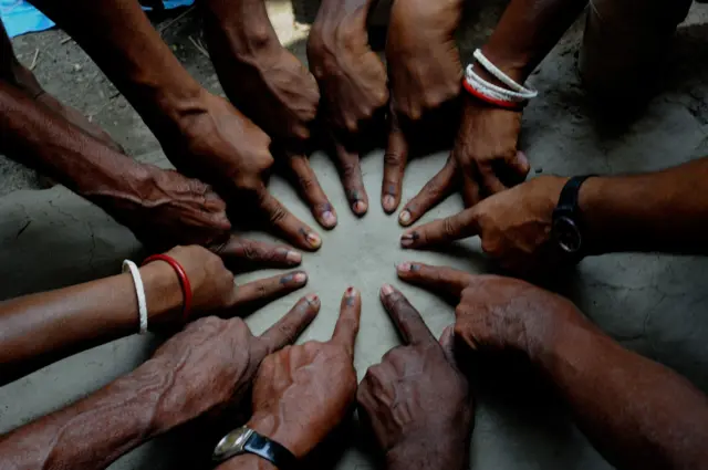 ચૂંટણીપંચ, કર્ણાટક, ભાજપ, કૉંગ્રેસ ,રાહુલ ગાંધી, બીબીસી ગુજરાતી