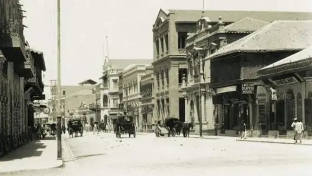 Facebook/ Aroosul Bilad