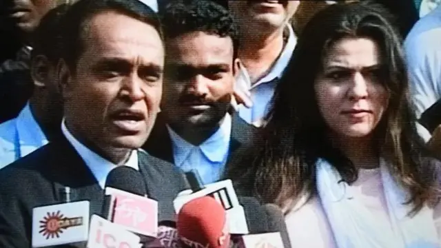 وکیل سی وی ناگیش اور صبا خلیلی