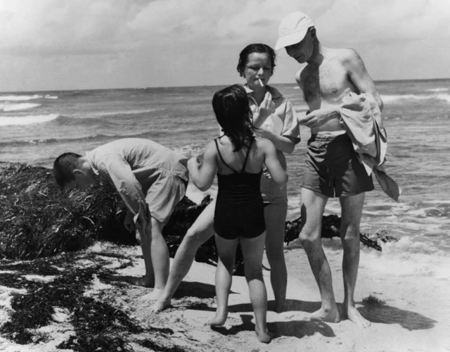 Oppenheimer avec sa famille