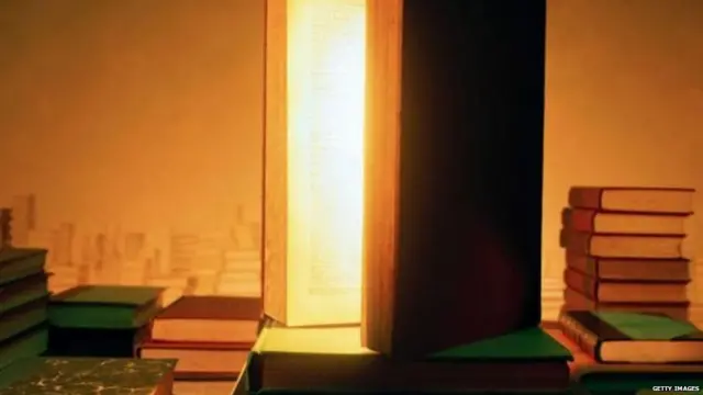 किताब पढ़ना