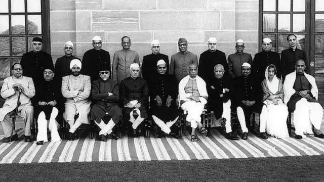 இந்தியா, காந்தி, சுதந்திரப் போராட்டம், மௌலானா