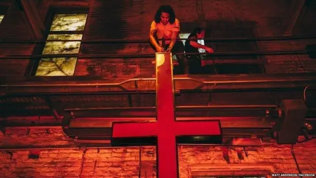 Namoota fannoo dura dhaabbatanii jiran