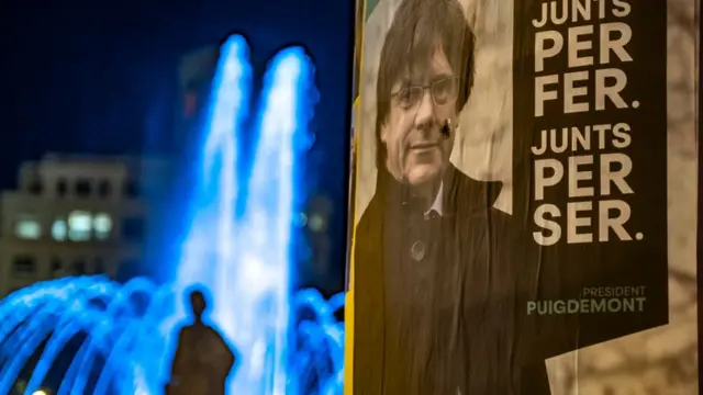 Карлес Пучдемон на постере