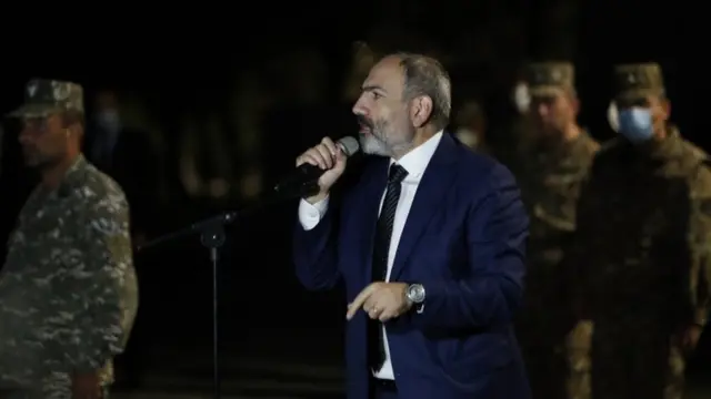 Aliyev, Paşinyan'ın bu anlaşmaya video önünde imza atmayı kabul etmediğini söyledi