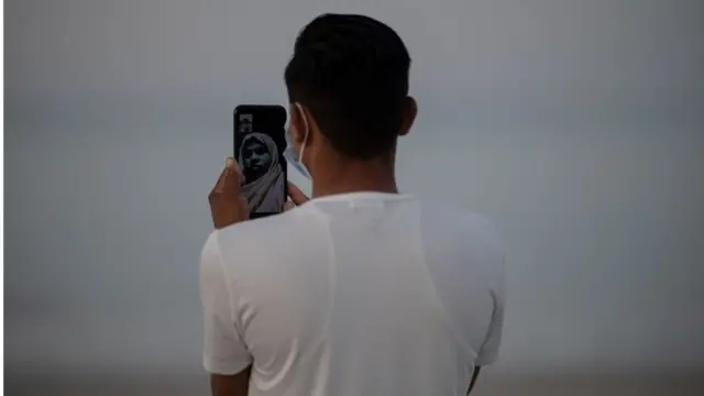 মোবাইল ইন্টারনেট