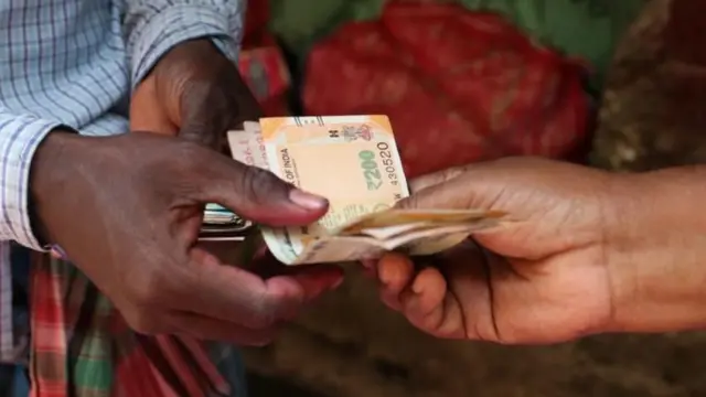 ગુજરાત, બીબીસી ગુજરાતી, હોમ લોન, મકાન ખરીદવું સસ્તું કે મોંઘું, જમીનના ભાવ, મકાનના ભાવ, જંત્રી, મહેસૂલ