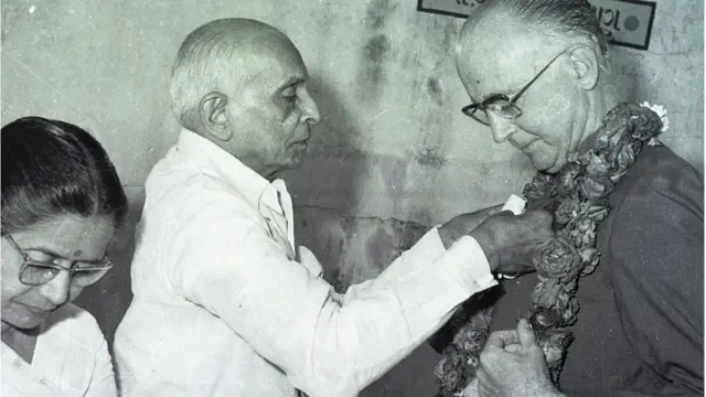 ફાધર વાલેસને રણજિતરામ સુવર્ણચંદ્રક