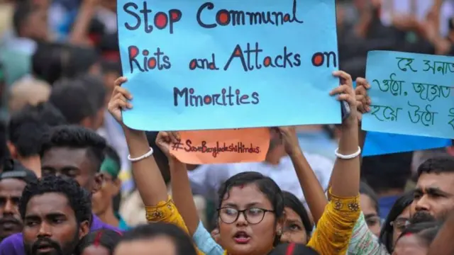 બાંગ્લાદેશમાં લઘુમત્તિ પર થયેલા હુમલાઓની વિરુદ્ધમાં ઘણા પ્રદર્શનો પણ થયા છે