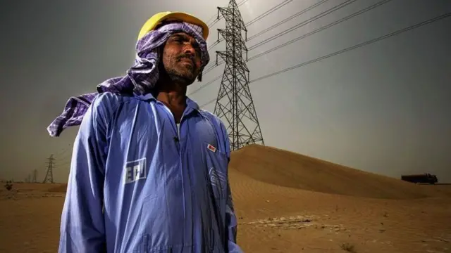 প্রবাসী শ্রমিক