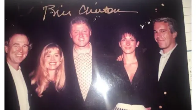 Clinton con Epstein