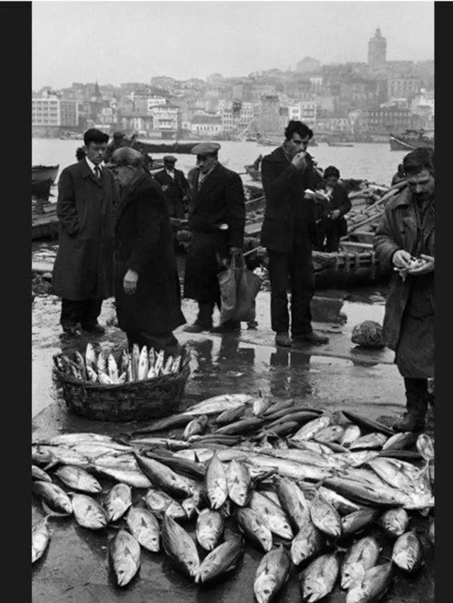 Ara Güler, yaşayan bir efsanedir. "İstanbul'un gözü" diye anılır.