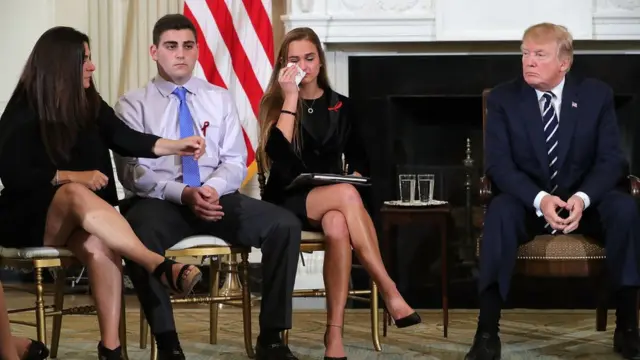 ટ્રમ્પ અને શાળાના વિદ્યાર્થીઓ