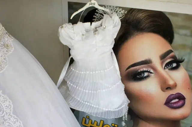 реклама макіяжу