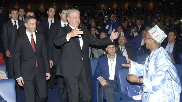 عبدالمالك سلال