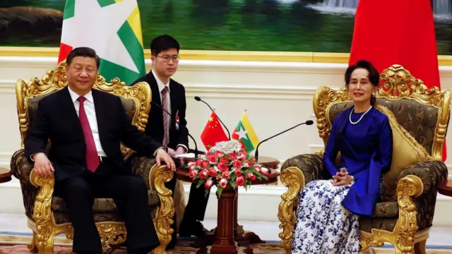 နိုင်ငံတော် အတိုင်ပင်ခံ ပုဂ္ဂိုလ် ဒေါ်အောင်ဆန်းစုကြည်နဲ့လည်း သီးသန့် တွေ့ဆုံ