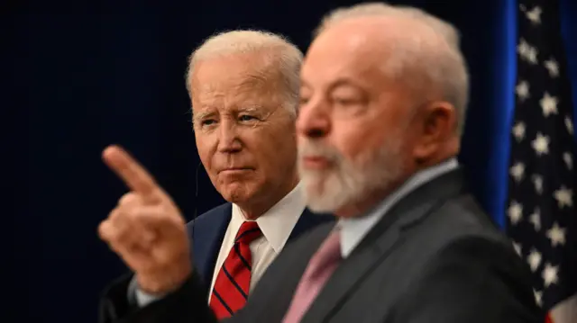 Luiz Inácio Lula da Silva y Joe Biden. 