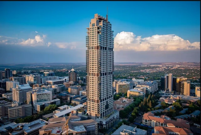 Leenaardoo Saandtoone