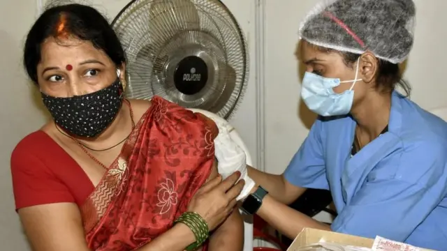 వ్యాక్సినేషన్