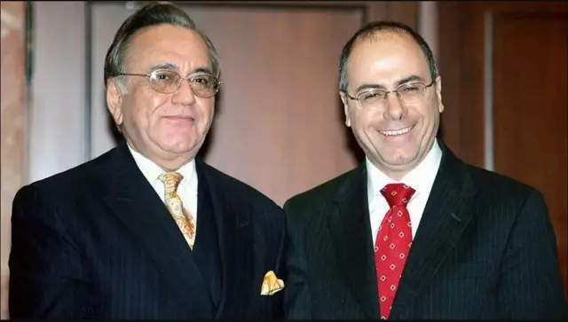 Sebtember 1, 2015 wasiirkii arrimaha dibadda ee Pakistan Khurshid Kasuri ayaa magaalada Istanbul kula kulmay wasiirkii arrimaha dibadda ee Israa’iil ee xilligaas Silvan Shalom.
