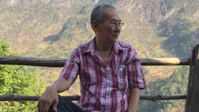 ศ.นิธิ เอียวศรีวงศ์ นักวิชาการรุ่นใหญ่ เคยถูกตำรวจและทหารควบคุมตัวหลังกล่าวบรรยายในงานเสวนาหัวข้อ "ห้องเรียนประชาธิปไตย : บทที่ 2 การล่มสลายของเผด็จการในต่างประเทศ" ที่มหาวิทยาลัยธรรมศาสตร์ ศูนย์รังสิต 18 ก.ย. 57