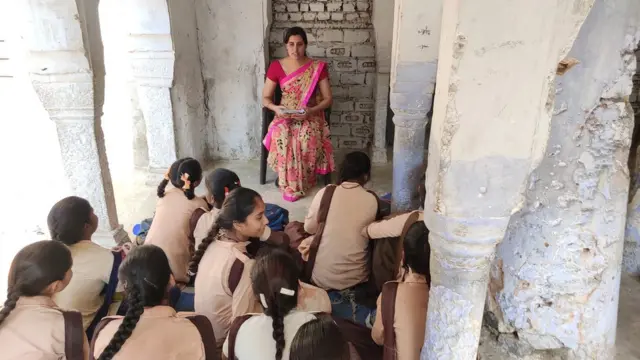 फर्राटेदार संस्कृत बोलने वाले मुस्लिम छात्र