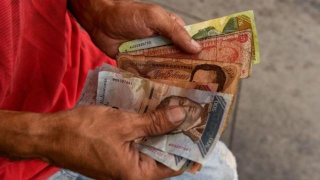 Venezuela parası Bolivar