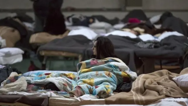 له ورزشي سالونونو هم د بې ځایه شویو د سرپناه په توګه ګټه اخیستل کېږي