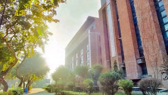 লাভলি প্রফেশনাল ইউনিভার্সিটির ক্যাম্পাস