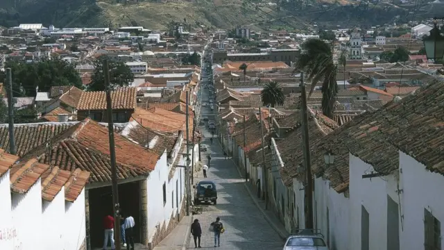 вид на Сукре