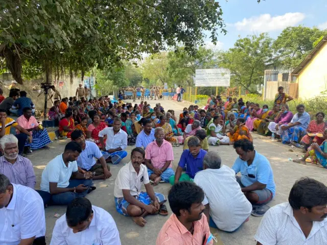 மக்கள் போராட்டம்