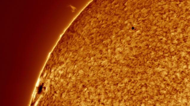 புதன் கோள்: சூரிய குடும்பத்தில் உள்ள இந்த மிகச்சிறிய கிரகம் ஒரு காலத்தில் பூமியைப் போல் பெரிதாக இருந்ததா?