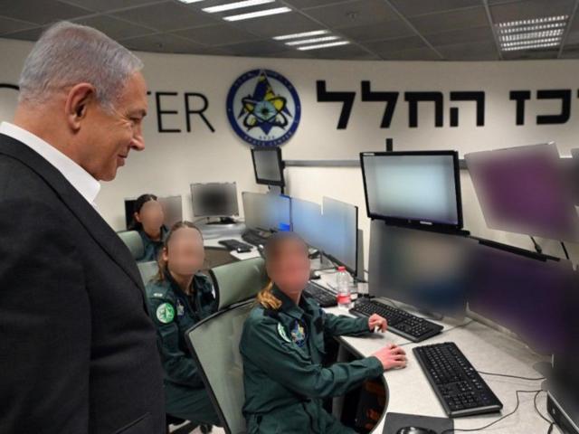  بازدید بنیامین نتانیاهو، نخست وزیر اسرائیل از واحد ۹۹۰۰ در جریان جنگ غزه