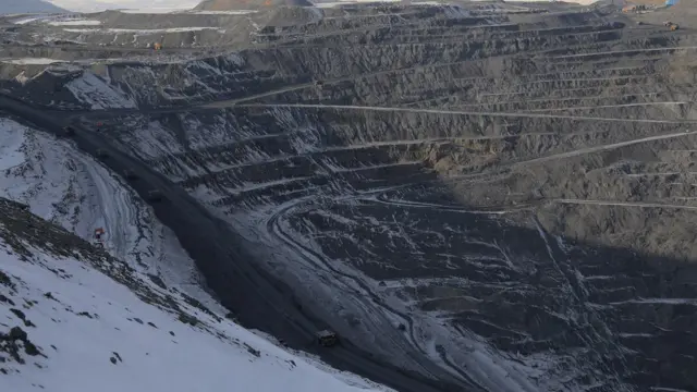 Кумтөр алтын кени