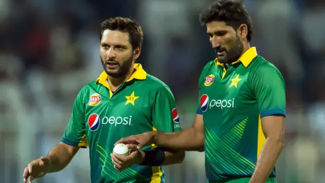 سہیل تنویر اور شاہد آفریدی