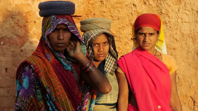 महिलाएं