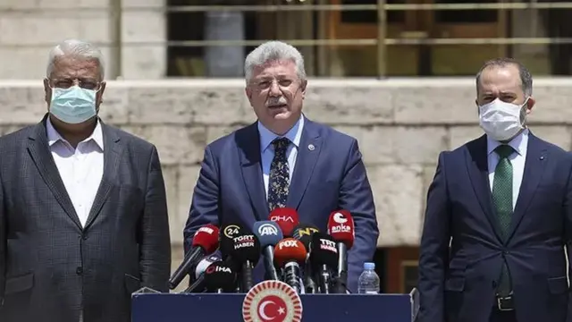 AKP Grup Başkanvekili Muhammet Emin Akbaşoğlu