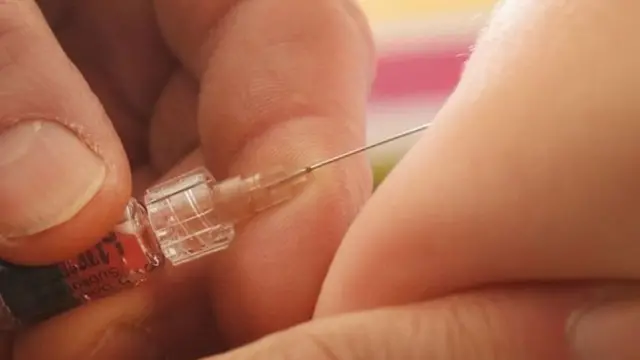 தடுப்பூசி