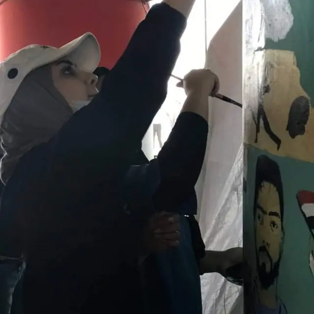 متظاهرات في العمارة