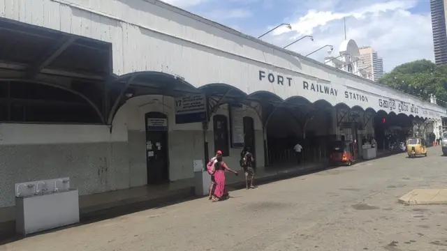 இலங்கை மக்கள் போராட்டம்