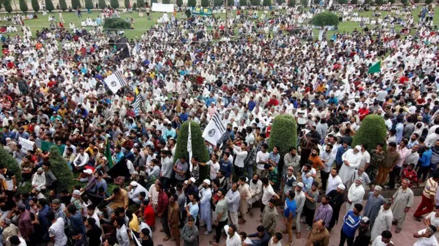 મસ્જિદમાં નમાઝ બાદ વિરોધપ્રદર્શન થયાં