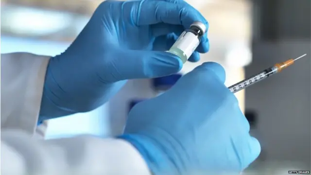 टीकाकरण