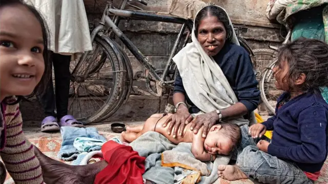 बाळाची मालिश