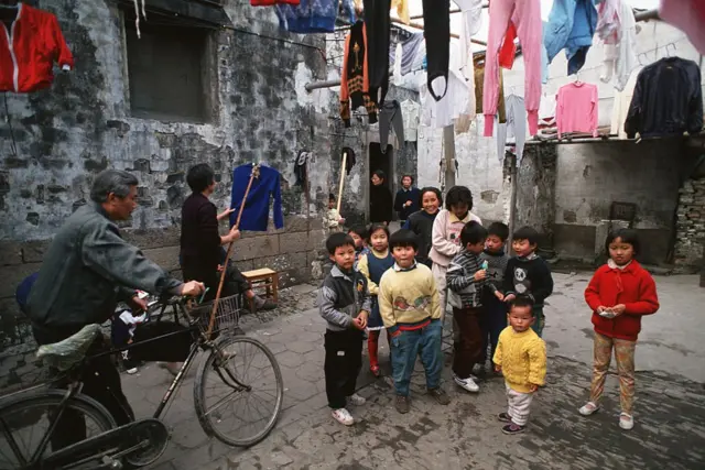 Perempuan, china, pengantin pesanan, kalimantan