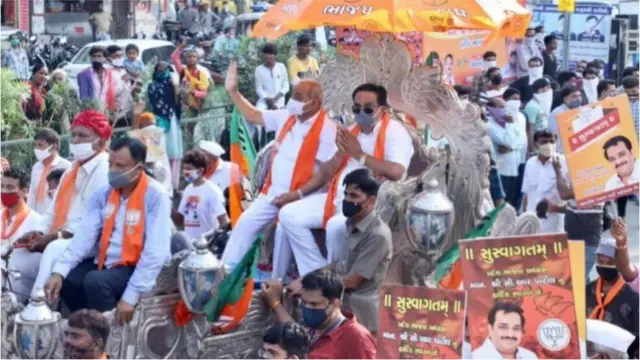 પ્રતીકાત્મક તસવીર