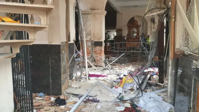 இலங்கையில் நடத்தப்பட்ட கொடூர தாக்குதல்கள் - புகைப்பட தொகுப்பு