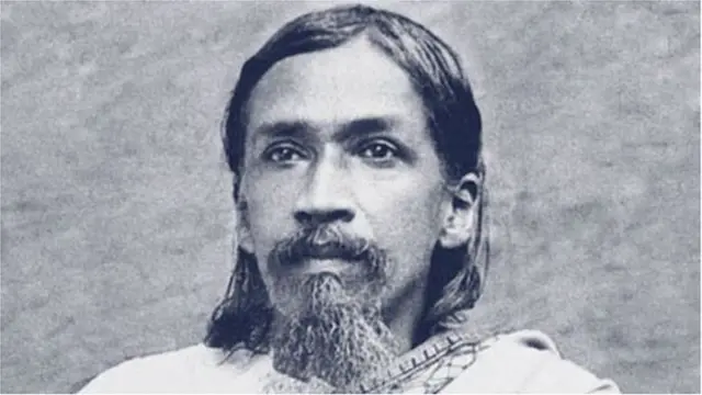 ఆజాద్ అక్కడ ఇంటి పేరు