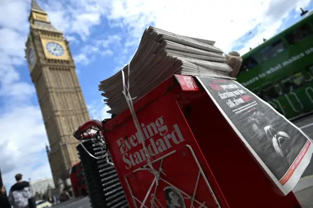 Jornais britânicos,erro da bet365frente à torre do Big Ben.