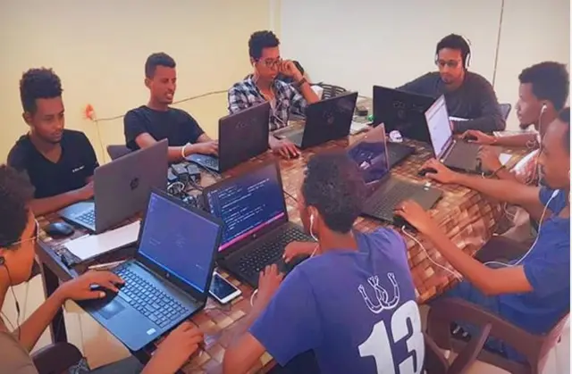 ተማሃሮ ካቢ ኣብ እዋን ትምህርቲ